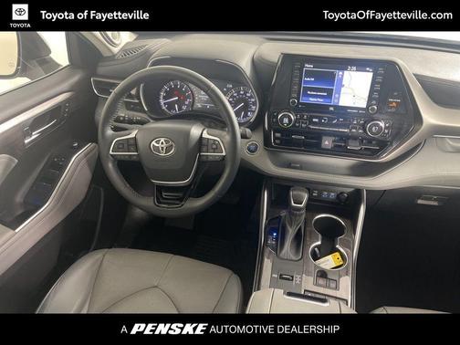 Celestial Silver Metallic 2022 Toyota Highlander Limited