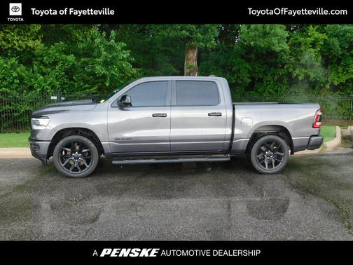 Granite Crystal Metallic Clearcoat 2024 RAM 1500 Laramie