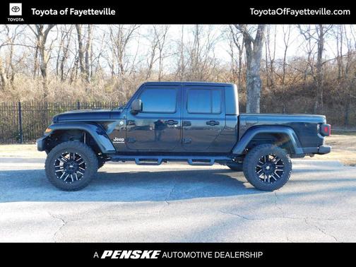 2020 Jeep Gladiator Overland