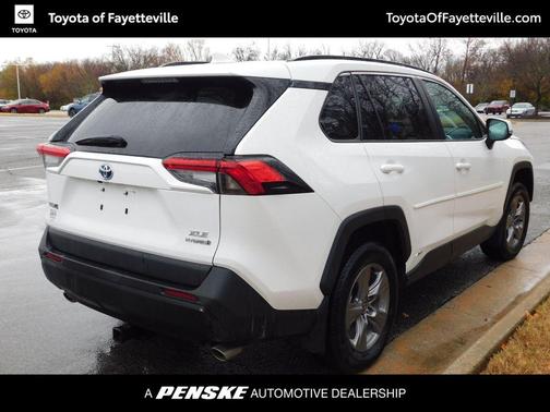 2023 Toyota RAV4 Hybrid XLE