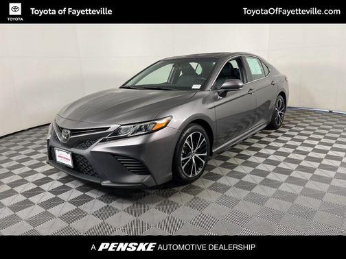 2019 Toyota Camry SE