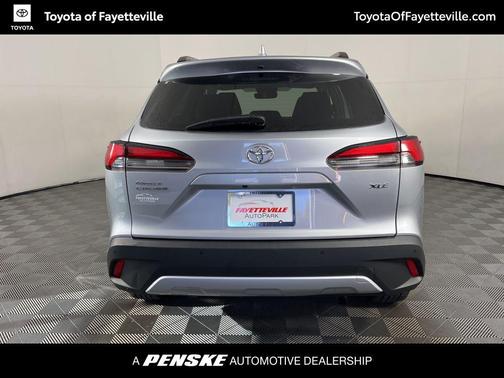 2023 Toyota Corolla Cross XLE