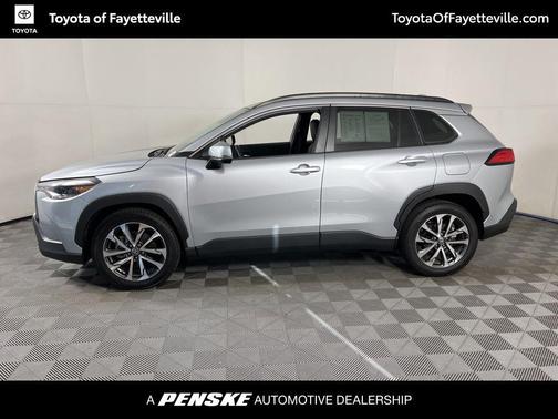 2023 Toyota Corolla Cross XLE