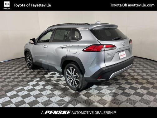 2023 Toyota Corolla Cross XLE
