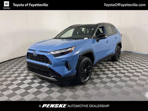 2022 Toyota RAV4 Hybrid SE
