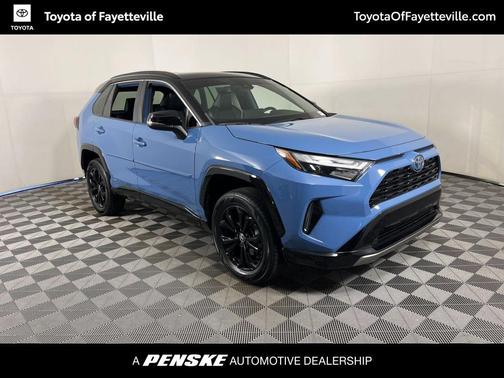 2022 Toyota RAV4 Hybrid SE