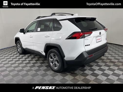 2025 Toyota RAV4 Hybrid XLE