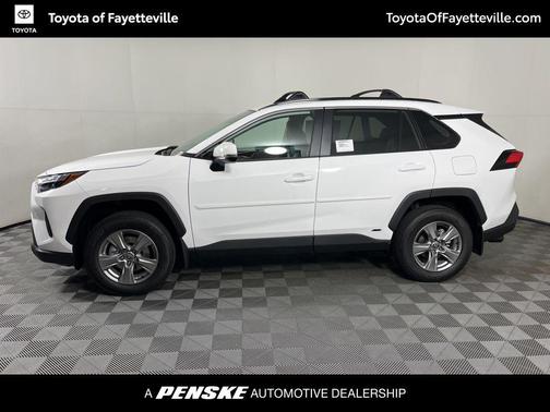 2025 Toyota RAV4 Hybrid XLE