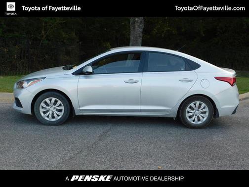 2020 Hyundai Accent SE