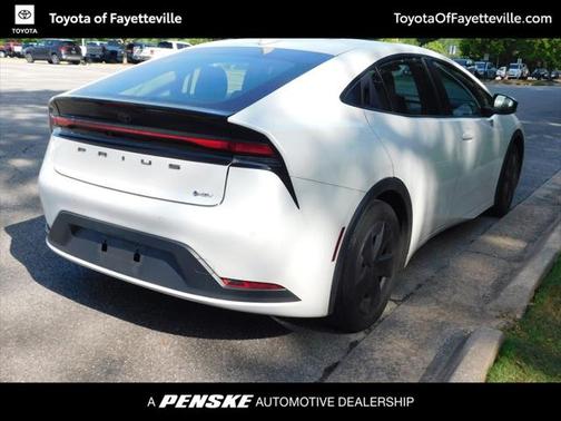 2023 Toyota Prius LE