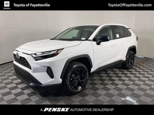 2025 Toyota RAV4 LE