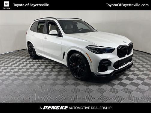 2022 BMW X5 M50i