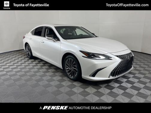 2024 Lexus ES 300h Luxury