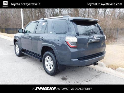 2024 Toyota 4Runner SR5