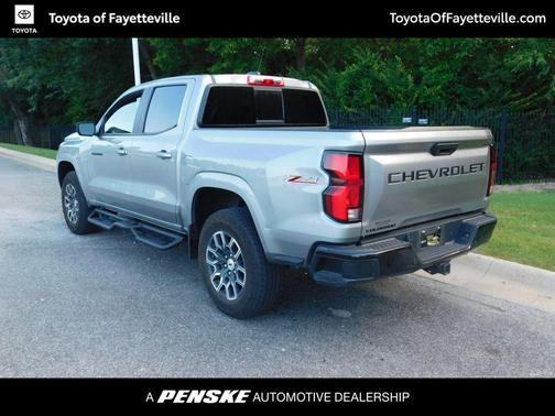 Sterling Gray Metallic 2024 Chevrolet Colorado Z71