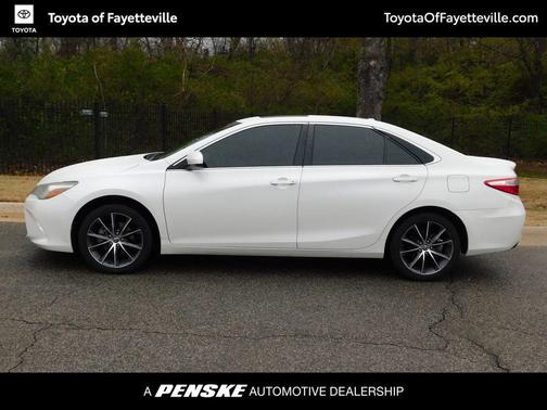 2017 Toyota Camry XSE