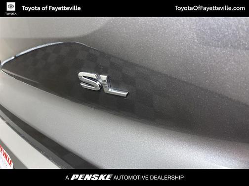 2024 Nissan Pathfinder SL FWD