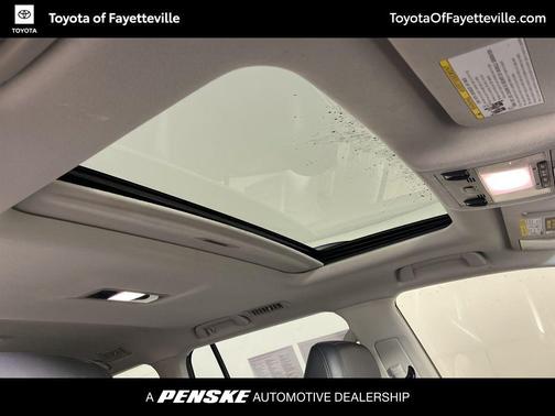 2019 Toyota Land Cruiser Base