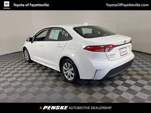 Ice Cap 2024 Toyota Corolla LE