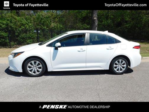 Ice Cap 2024 Toyota Corolla LE