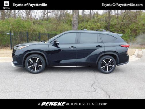 2022 Toyota Highlander XSE