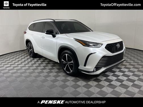 2022 Toyota Highlander XSE