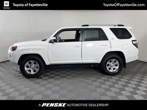 2023 Toyota 4Runner SR5