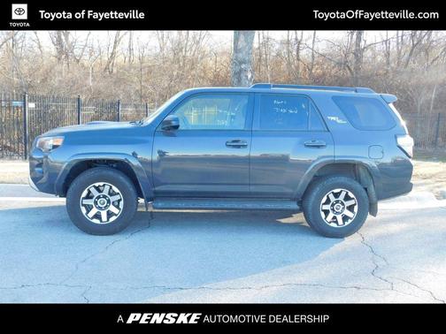 2024 Toyota 4Runner TRD Off Road