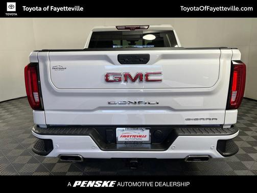 White Frost Tricoat 2021 GMC Sierra 1500 Denali