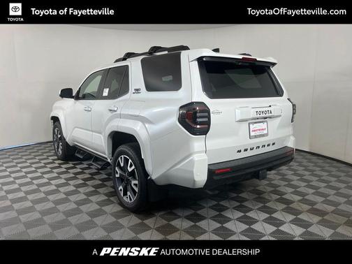 Wind Chill Pearl 2026 Toyota 4Runner TRD Sport Premium