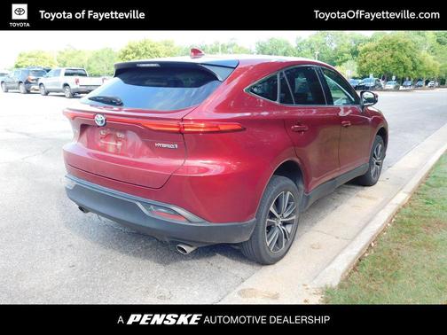 Ruby Flare Pearl 2022 Toyota Venza LE