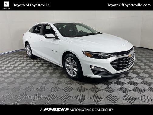 Summit White 2023 Chevrolet Malibu FWD 1LT