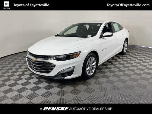 Summit White 2023 Chevrolet Malibu FWD 1LT