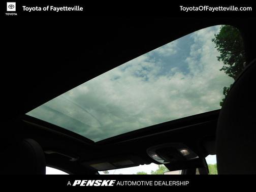 Atlas White 2024 Hyundai KONA N Line