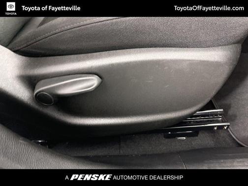 Alpine White 2018 Jeep Renegade Latitude