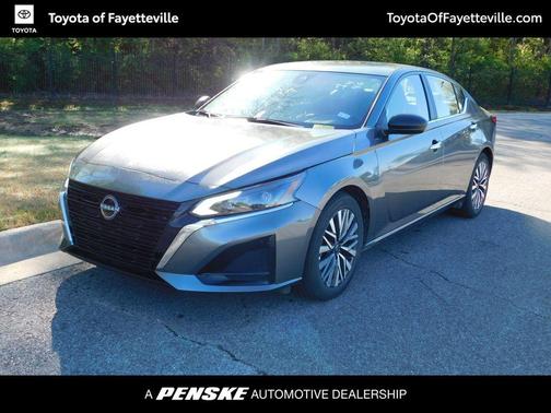 Gun Metallic 2025 Nissan Altima 2.5 SV