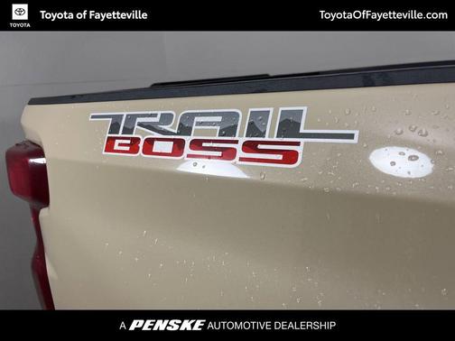 Sand Dune Metallic 2022 Chevrolet Silverado 1500 LT Trail Boss