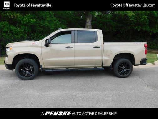 Sand Dune Metallic 2022 Chevrolet Silverado 1500 LT Trail Boss