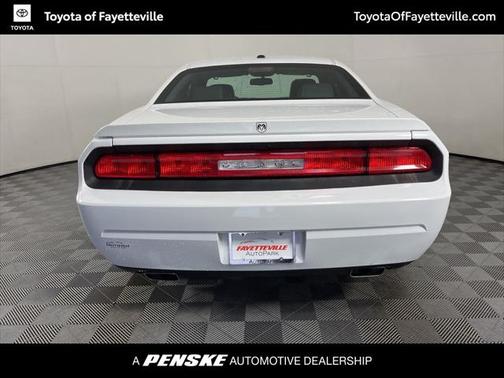2012 Dodge Challenger SXT