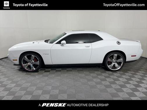 2012 Dodge Challenger SXT