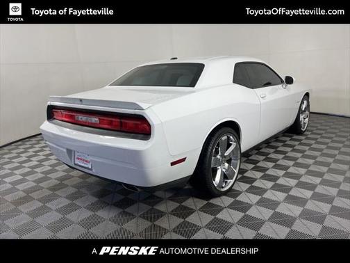 2012 Dodge Challenger SXT
