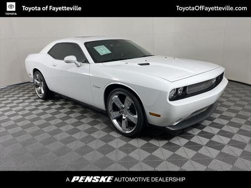 2012 Dodge Challenger SXT
