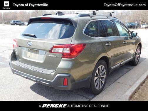 2018 Subaru Outback 2.5i Touring