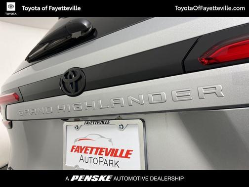 2024 Toyota Grand Highlander Limited