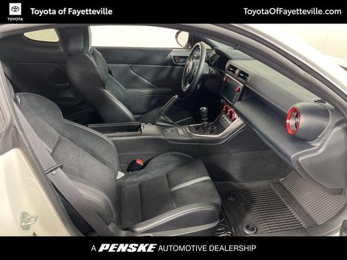 2024 Toyota GR86 Premium