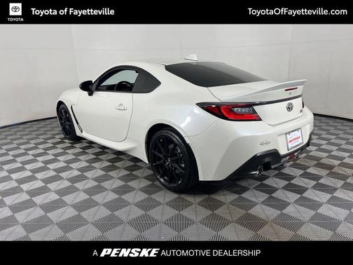 2024 Toyota GR86 Premium