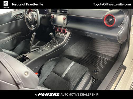 2024 Toyota GR86 Premium