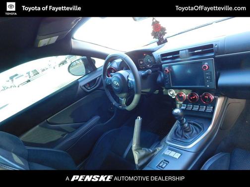 2024 Toyota GR86 Premium