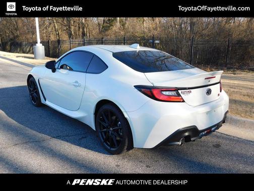 2024 Toyota GR86 Premium