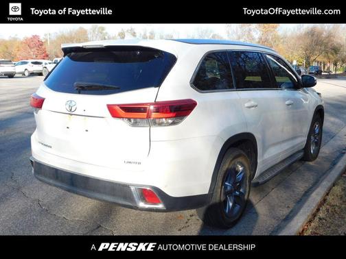 2019 Toyota Highlander Limited Platinum